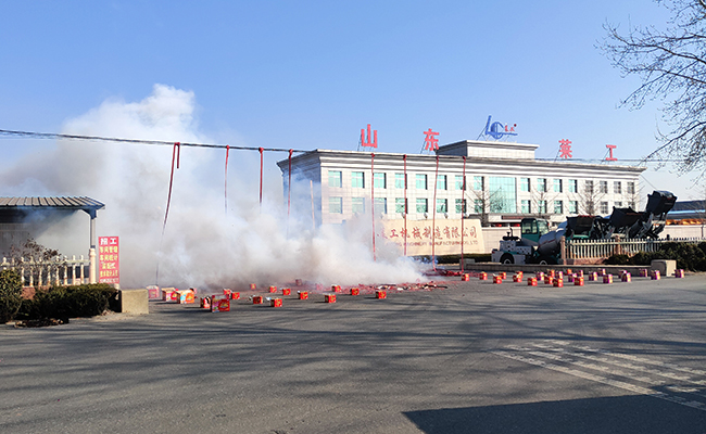 萊工.jpg 萊工.jpg